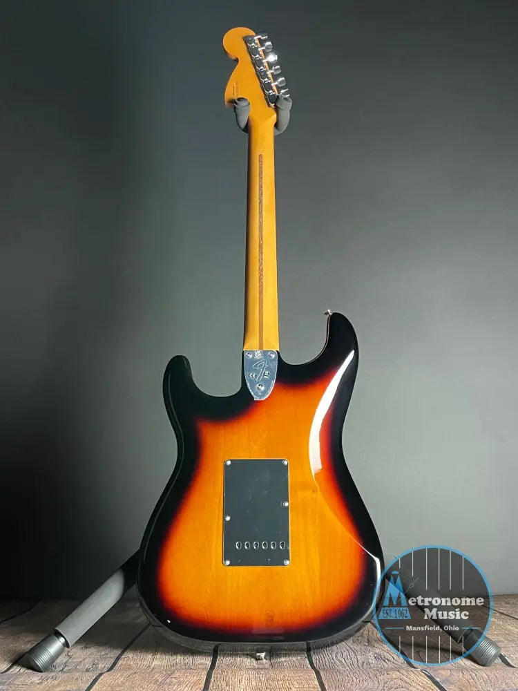 Fender Vintera II '70s Stratocaster, Maple Fingerboard- 3-Color Sunburst (MX23078543) - Metronome Music Inc.