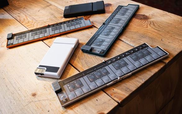 Korg nanoKEY Fold Foldable MIDI Keyboard - White - Metronome Music Inc.