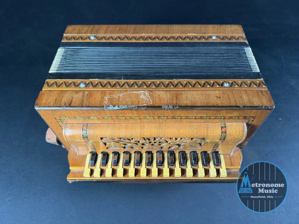 Hohner Button Box Accordion Germany, Unknown Model (1920s) - Metronome Music Inc.