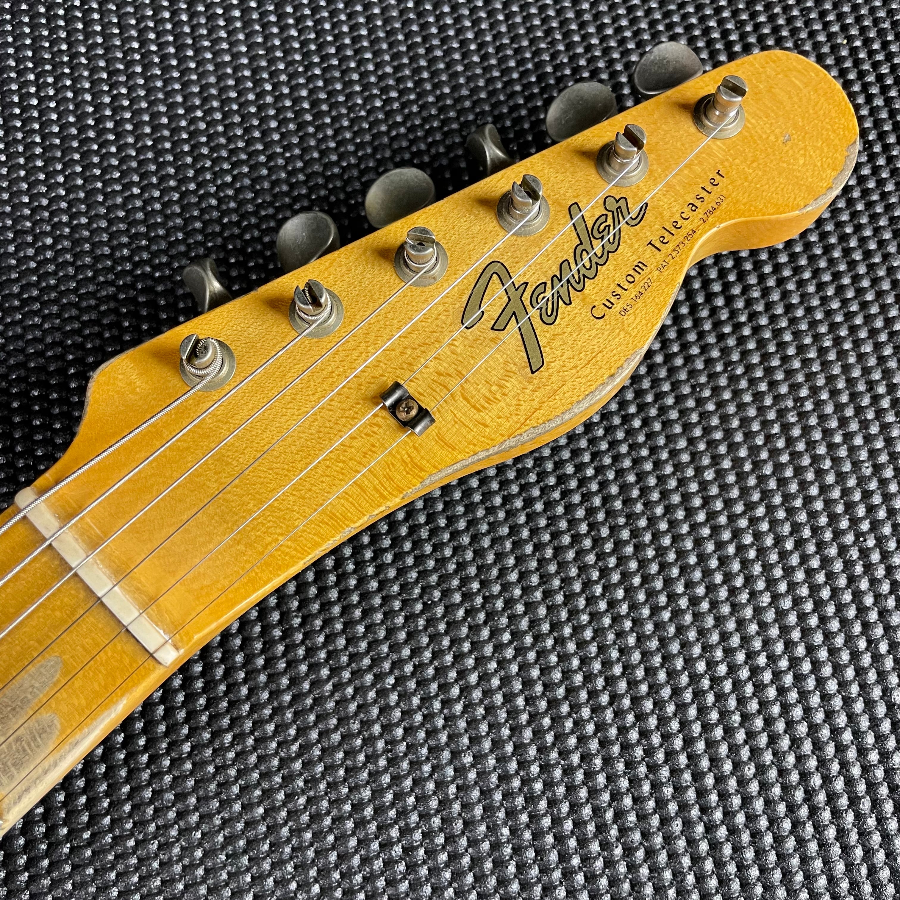 Fender Custom Shop 1965 Telecaster Custom, Heavy Relic- Faded 3-Color Sunburst (7lbs 8oz) - Metronome Music Inc.