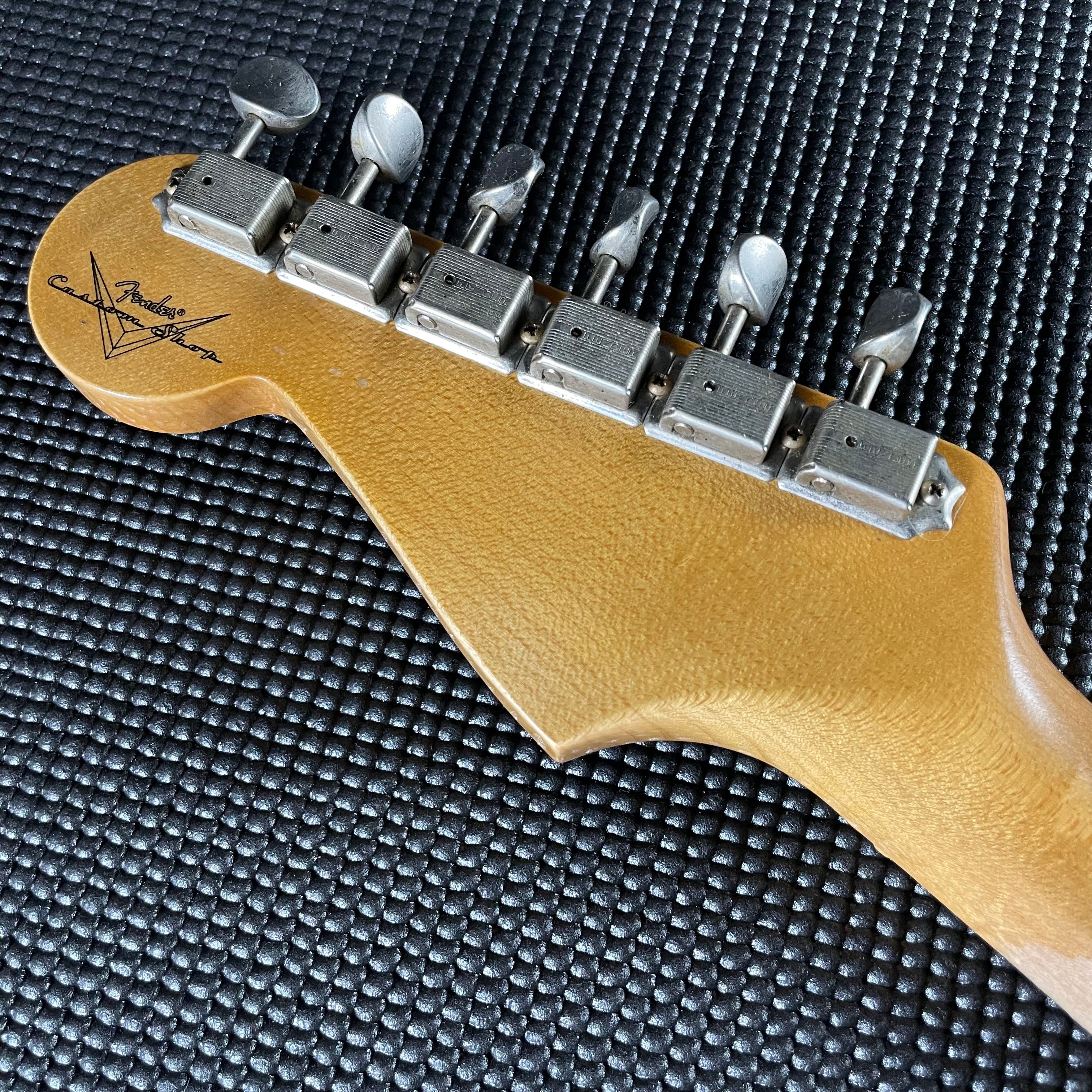 Fender Custom Shop Postmodern Strat, Journeyman Relic, Quartersawn Maple- Aged Surf Green (7lbs 13oz) - Metronome Music Inc.