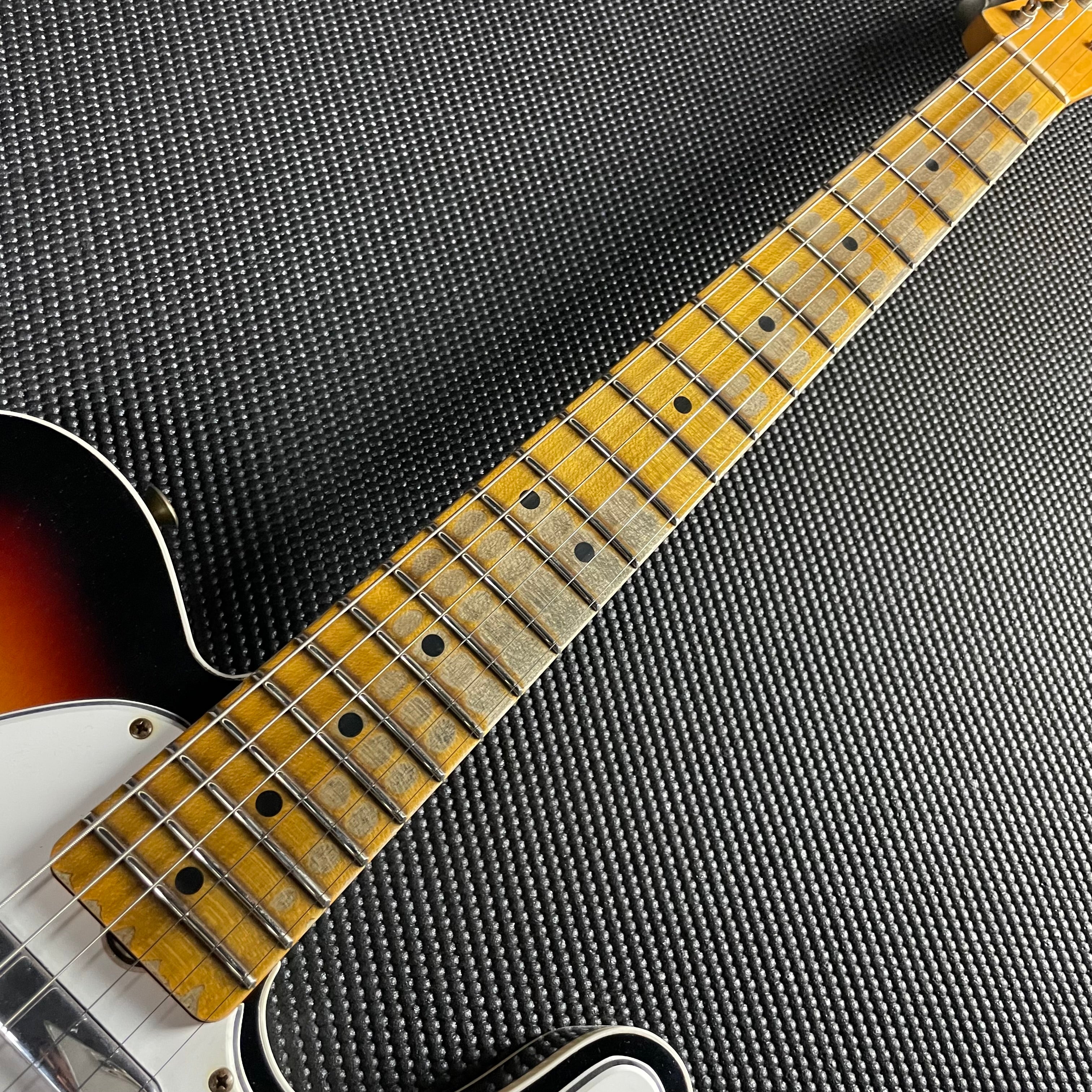 Fender Custom Shop 1965 Telecaster Custom, Heavy Relic- Faded 3-Color Sunburst (7lbs 8oz) - Metronome Music Inc.