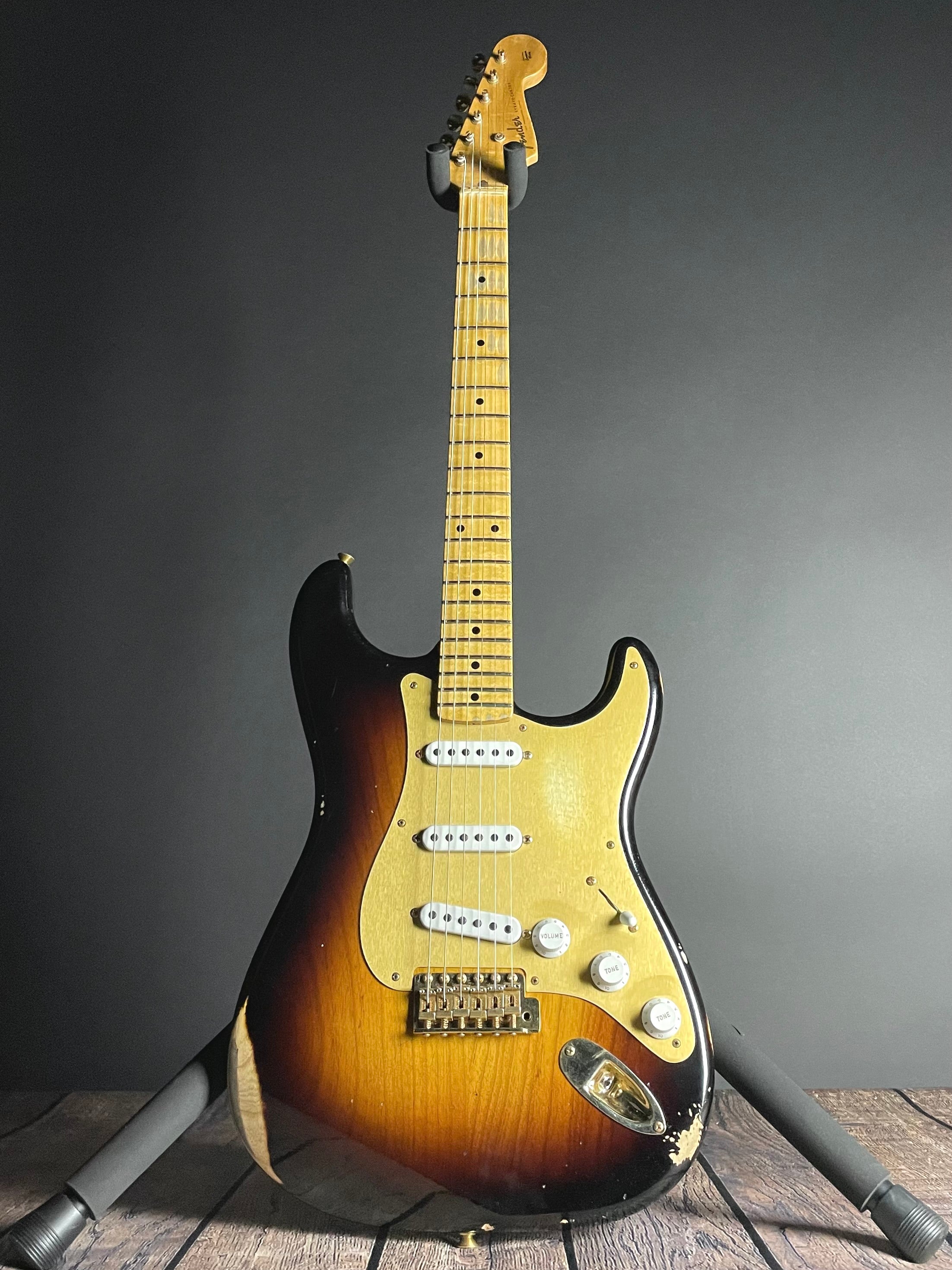 Fender Custom Shop LTD 1955 "Bone Tone" Stratocaster, Relic- 2-Color Sunburst (7lbs 5oz) - Metronome Music Inc.