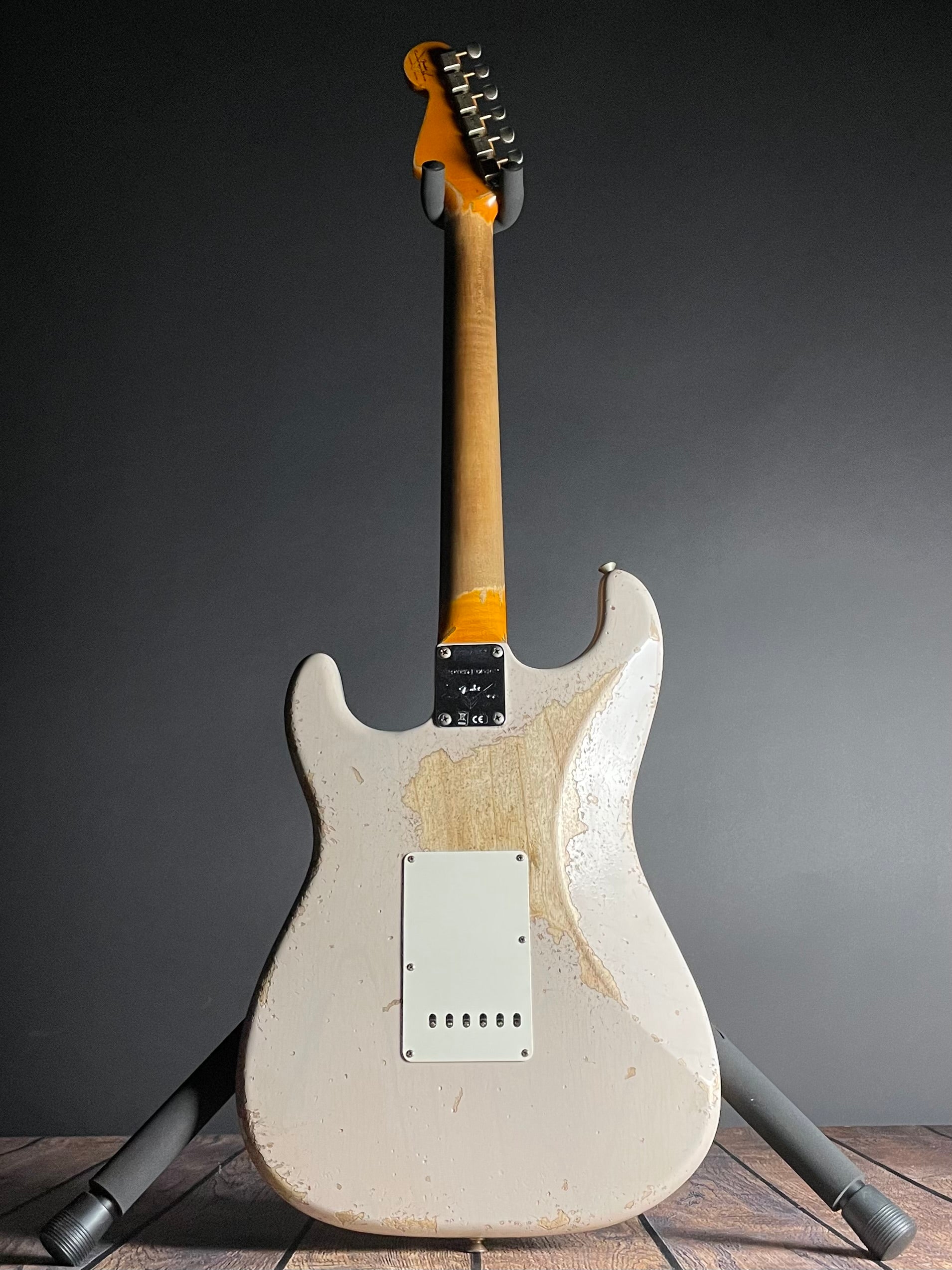 Fender Custom Shop LTD Red Hot Stratocaster, Super Heavy Relic- Aged Dirty White Blonde (7lbs 7oz) - Metronome Music Inc.