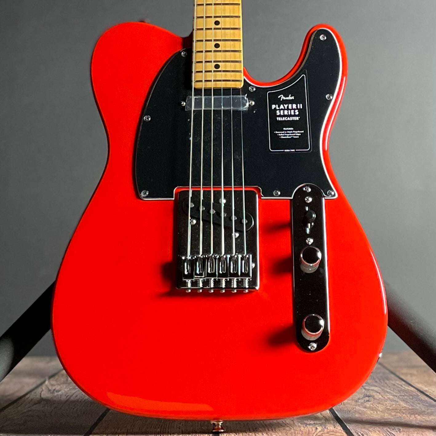 Fender Player II Telecaster, Maple- Coral Red (7lbs 6oz) - Metronome Music Inc.