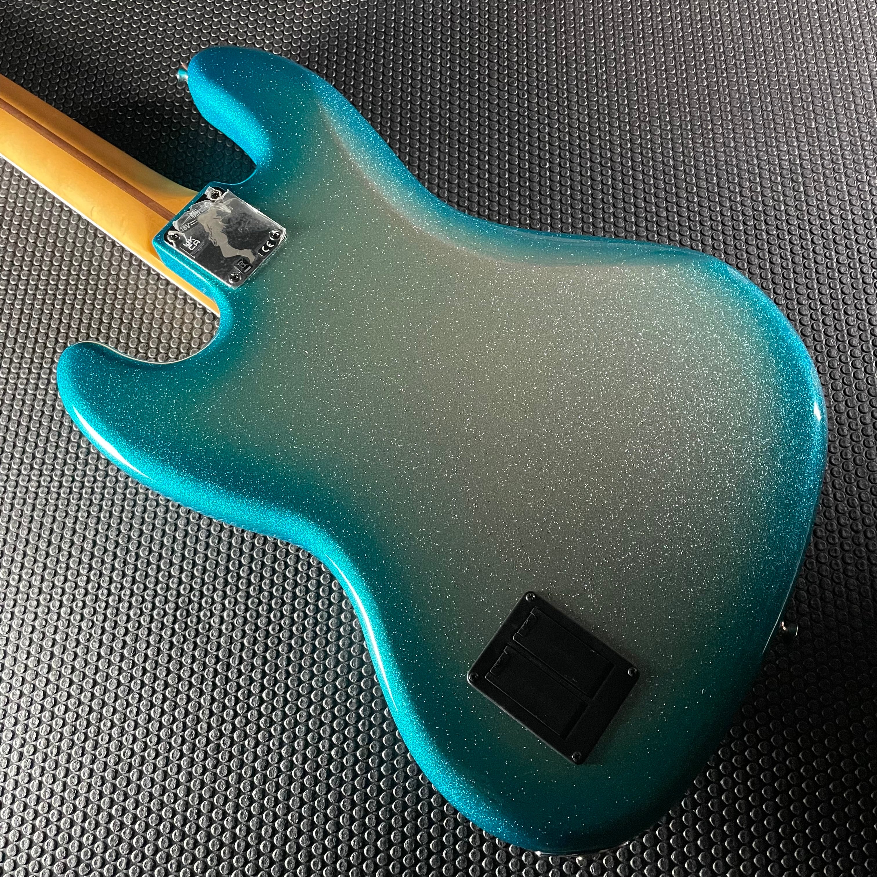 Fender Limited Player Plus, Blu DeTiger Jazz Bass, Rosewood