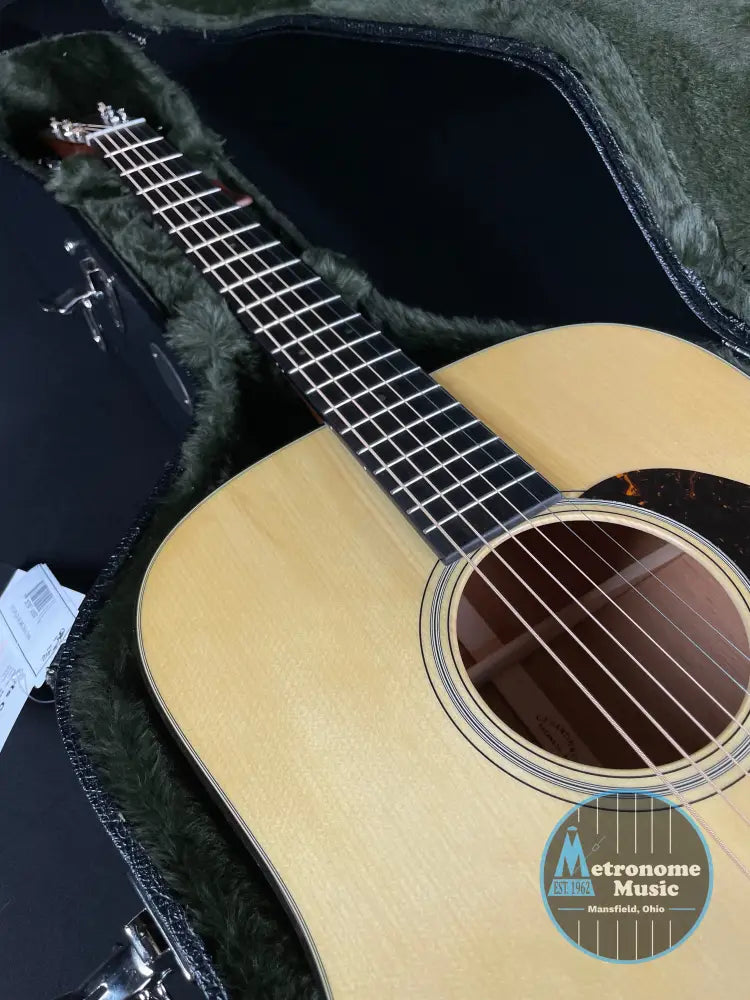 Martin Custom Shop D-18 w/Hardshell Case - Natural (2025) - Metronome Music Inc.
