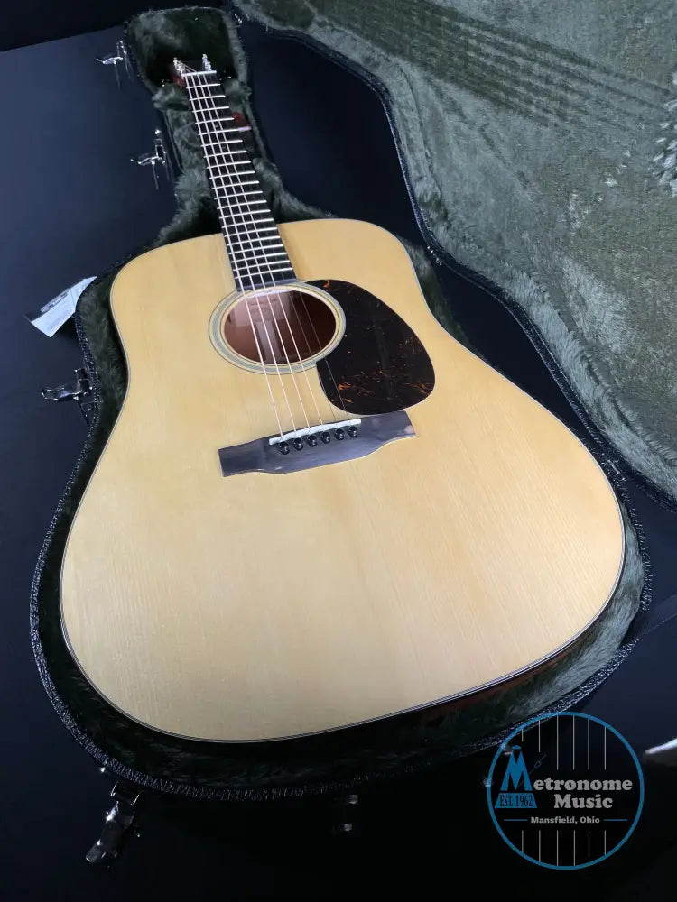 Martin Custom Shop D-18 w/Hardshell Case - Natural (2025) - Metronome Music Inc.