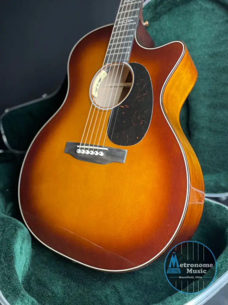 Martin GPCE Inception Maple w/Hardshell Case - Amber Fade Sunburst (2025) - Metronome Music Inc.