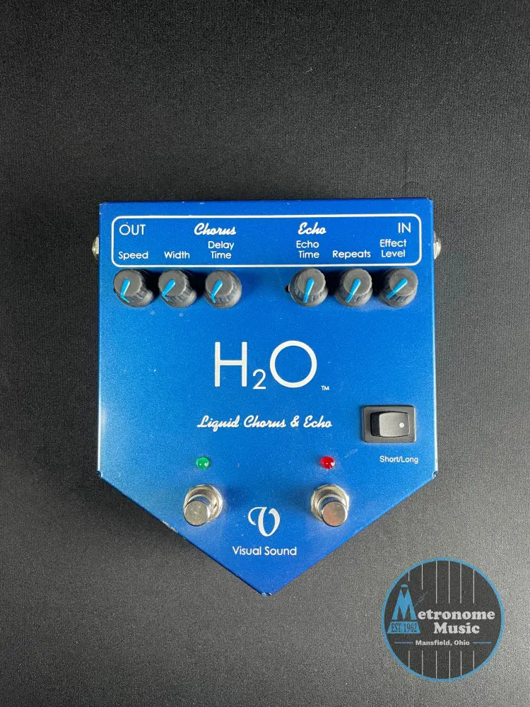 Visual Sound H2O Chorus and Echo - Metronome Music Inc.