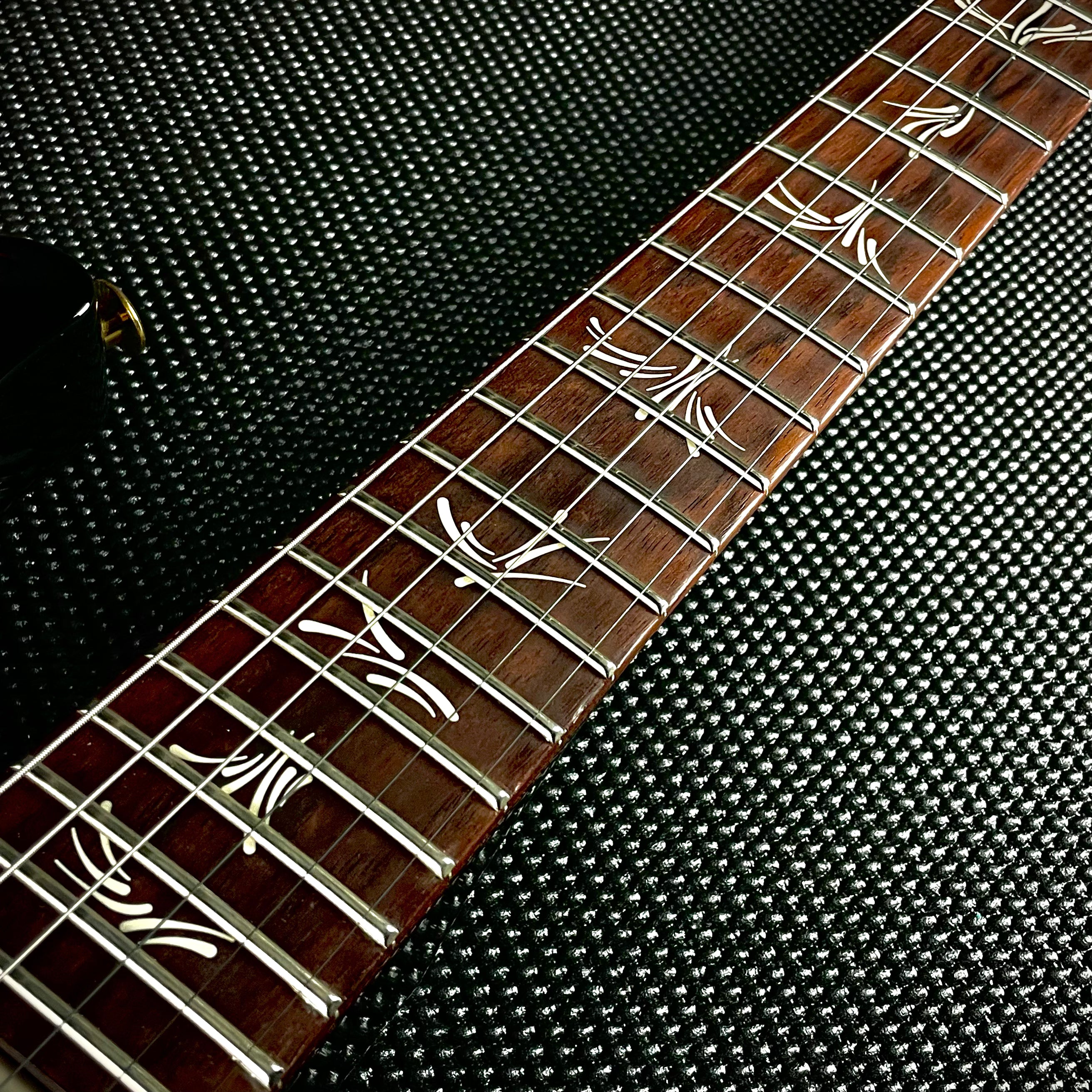 Paul Reed Smith, PRS Paul's Guitar Core, 10-Top- Black Gold Wrap (0342098) - Metronome Music Inc.