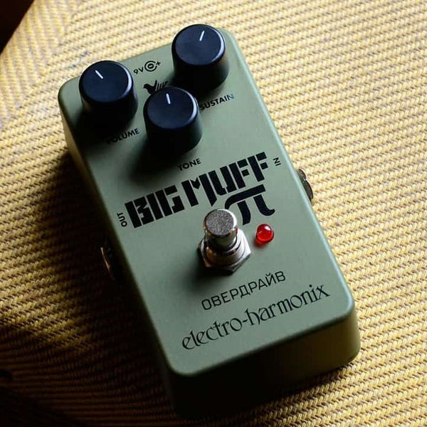 ギター Electro-Harmonix Green Russian Big Muff Electro-Harmonix Green Russian Big Muff Pi- Fuzz/Distortion/Sustainer